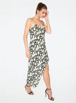 HeyYou Black And Cream Asymmetric Floral Dress 9 HeyYou Black And Cream Asymmetric Floral Dress