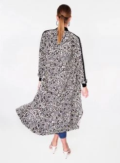 HeyYou Leopard Track Duster Dusters