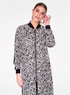 HeyYou Leopard Track Duster Dusters