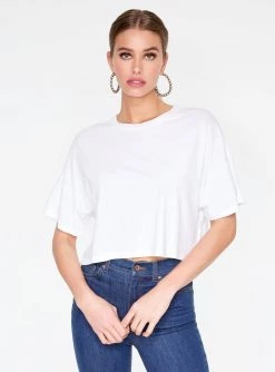 HeyYou Basic Cropped Tee In White Crop Tops
