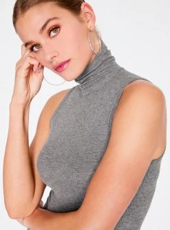 HeyYou Basic Heather Grey Ribbed Sleeveless Turtleneck