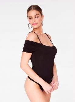 HeyYou Basic Black Off The Shoulder Bodysuit
