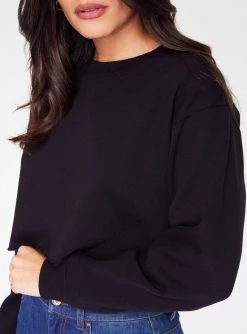 Sweatshirts + Hoodies HeyYou Basic Black Cropped Sweatshirt