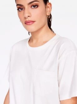 T-Shirts HeyYou Basic Pocket Tee In Cashew