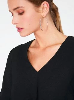 HeyYou Blouses Black Long Sleeve Cropped Blouse