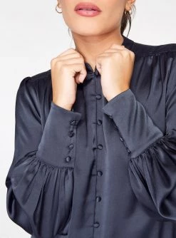 HeyYou Blouses Mandarin Collar Button Up Top In Midnight