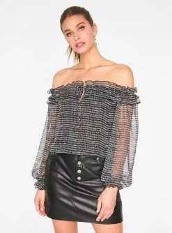 HeyYou Black And White Off The Shoulder Cropped Blouse Blouses